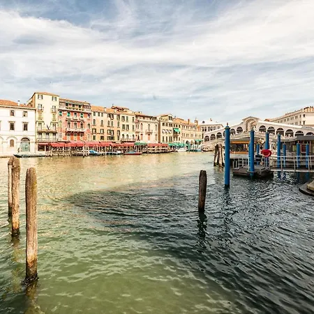 Royal Rialto Apartment - Grand Canal View Venezia Esterno foto