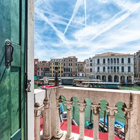 Royal Rialto Apartment - Grand Canal View Venezia Esterno foto