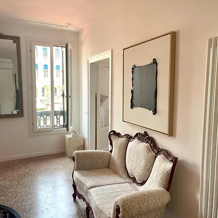 Royal Rialto Apartment - Grand Canal View Venezia Esterno foto